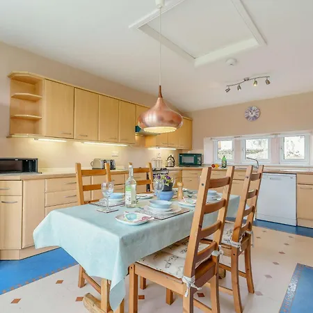 2 Bed In Alston 87047 Holiday home